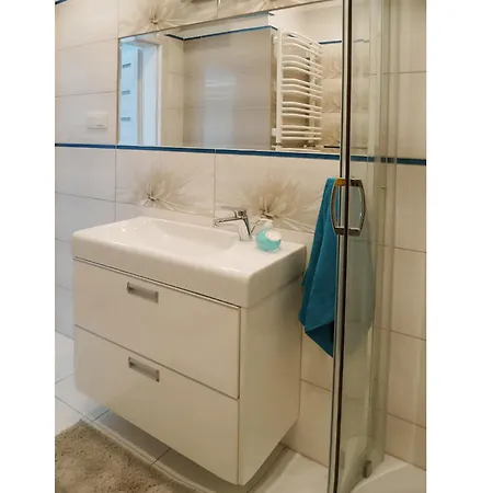 Blekitny * Pogorzelica (Gmina Rewal)